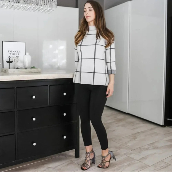 Tahari windowpane high neck sweater - Picture 3 of 10